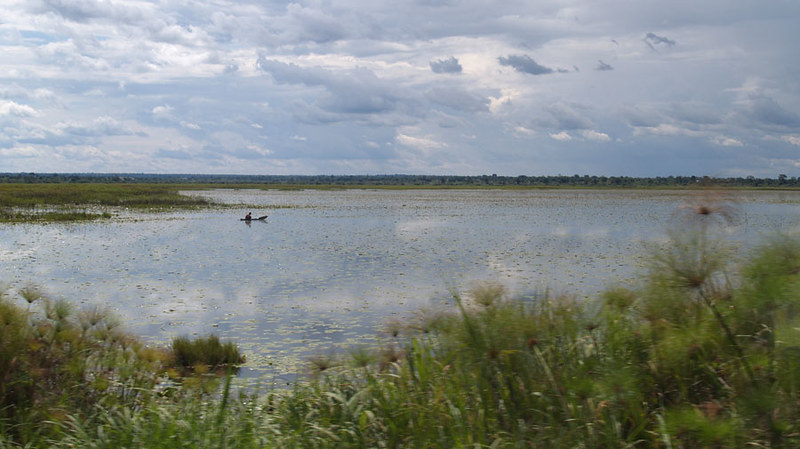 lake kyoga uganda