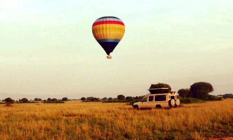 hot air baloon in murchison falls national park 